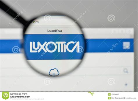 luxottica website.